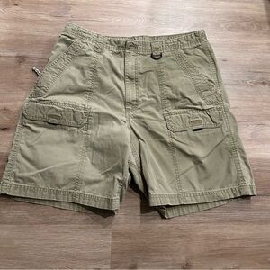 Set Of 2 Men’s Wrangler Shorts Size 38’s Cargo And Denim